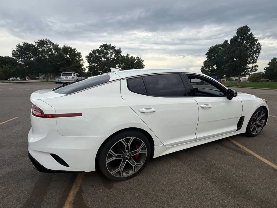 2021 Kia Stinger - Image 8 of 19