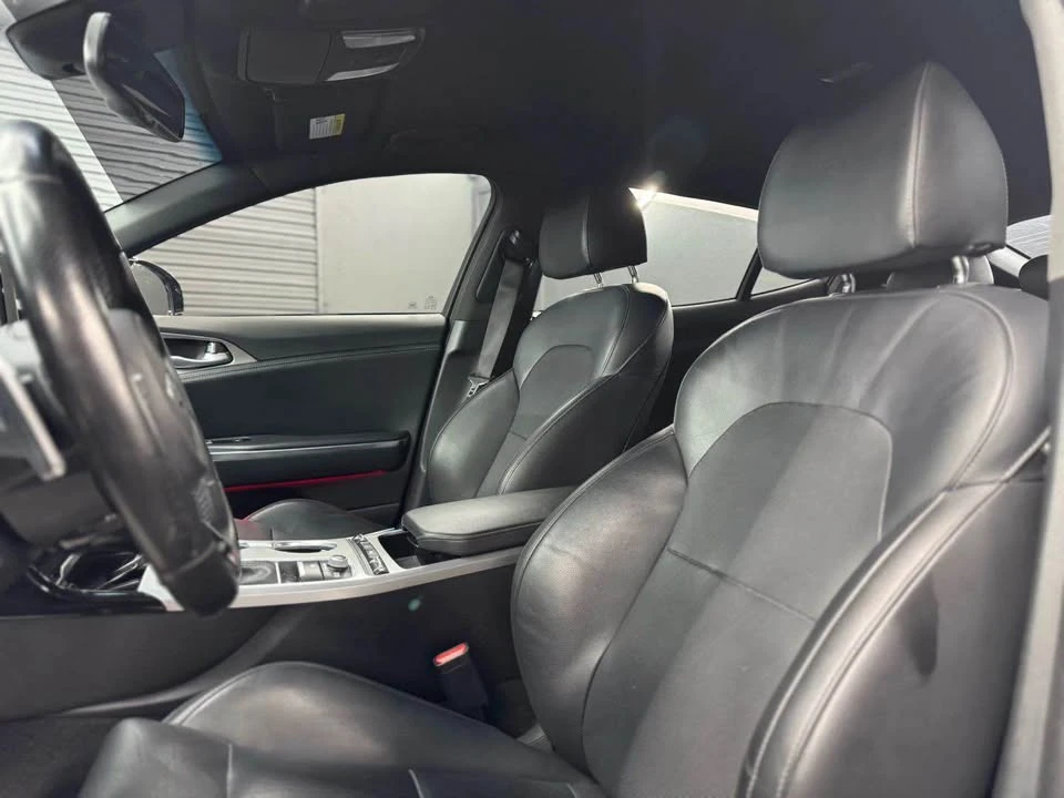 2021 Kia Stinger - Image 6 of 8