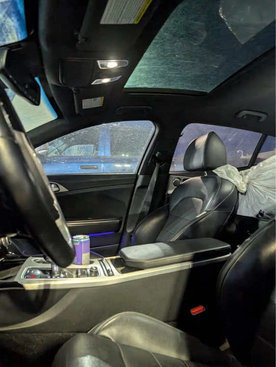2021 Kia Stinger - Image 4 of 5