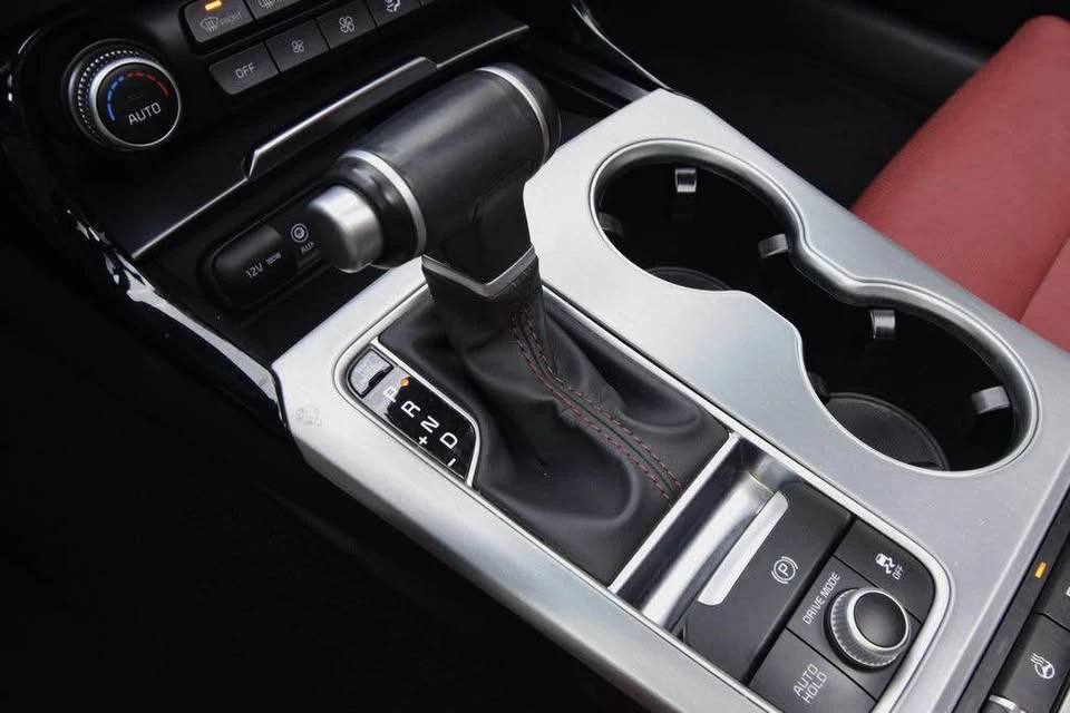 2021 Kia Stinger - Image 11 of 13