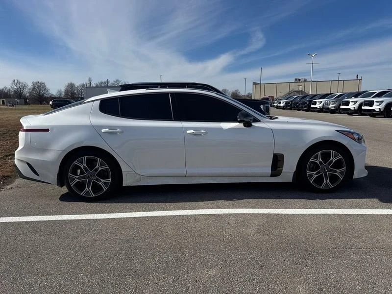 2021 Kia Stinger - Image 4 of 6