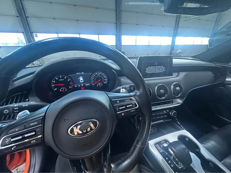 2021 Kia Stinger - Image 6 of 9