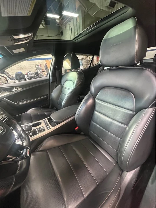 2021 Kia Stinger - Image 5 of 9