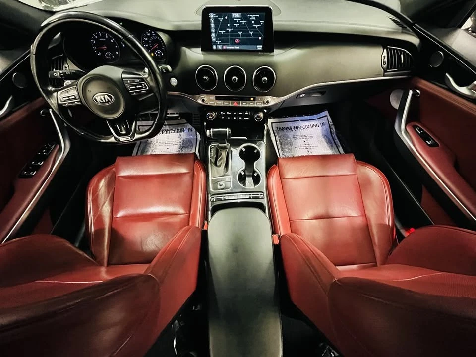 2021 Kia Stinger - Image 16 of 18