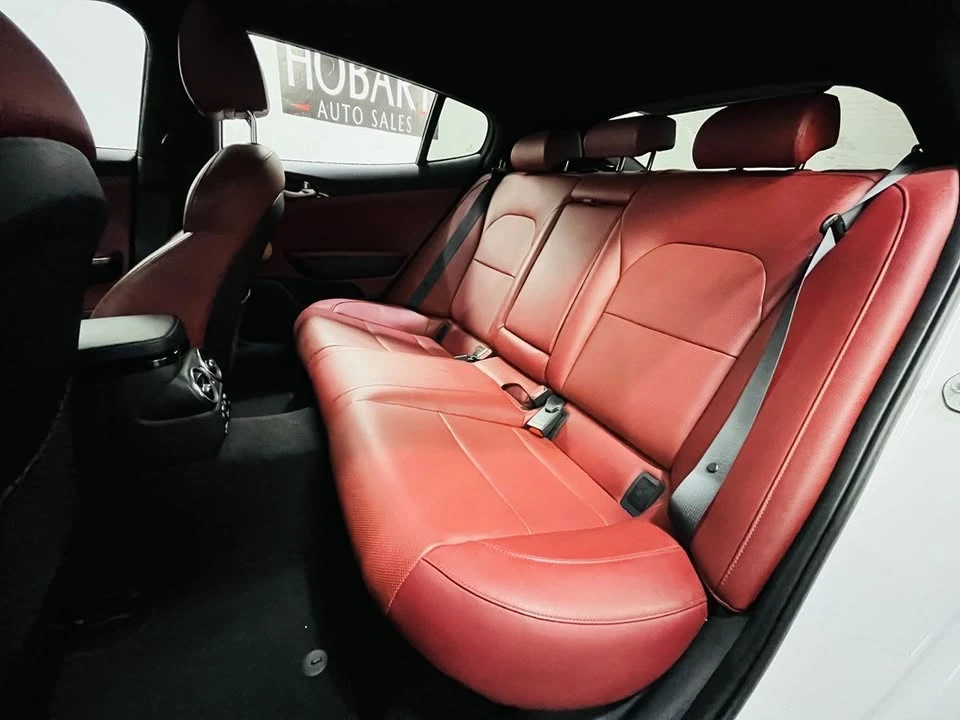 2021 Kia Stinger - Image 12 of 18