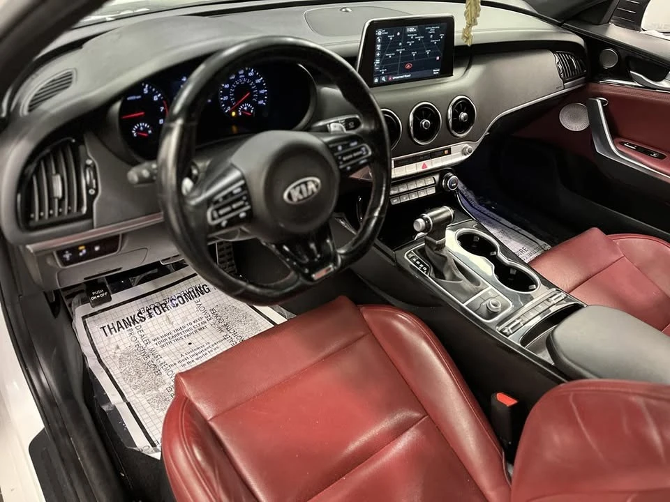 2021 Kia Stinger - Image 7 of 18