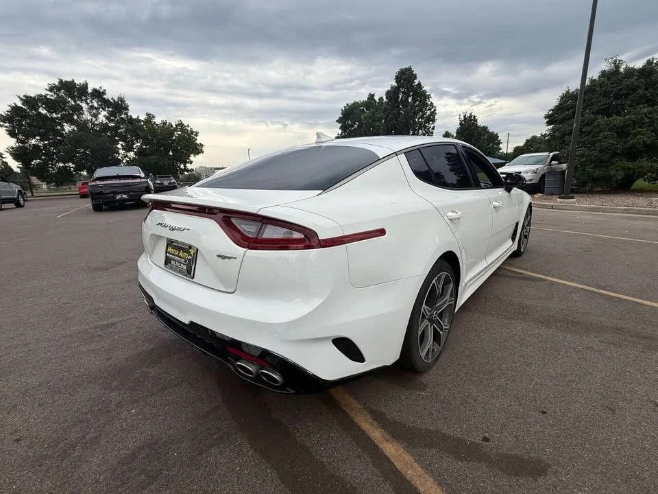 2021 Kia Stinger - Image 9 of 20