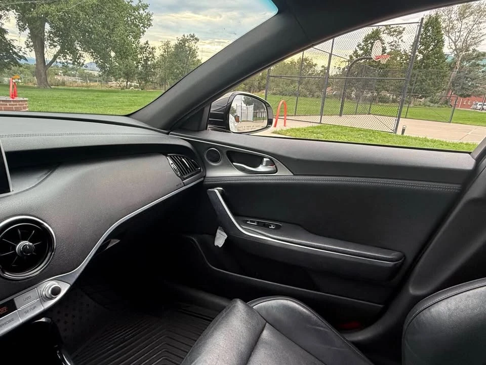 2021 Kia Stinger - Image 19 of 20