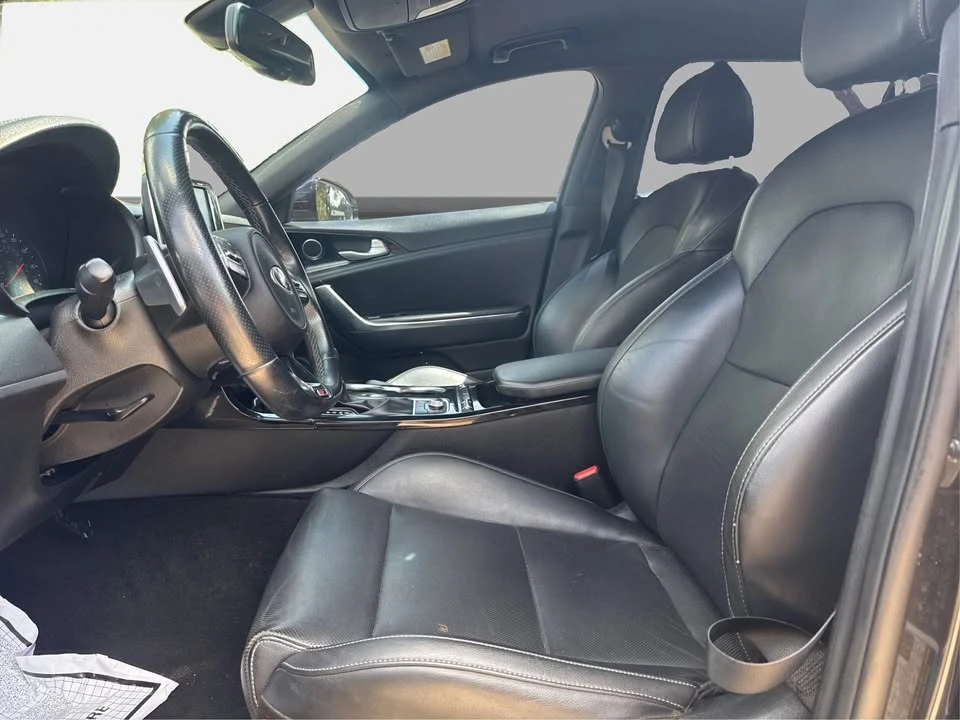 2021 Kia Stinger - Image 10 of 20
