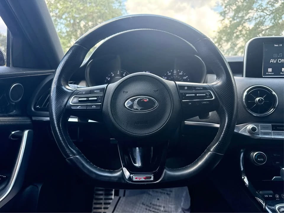 2021 Kia Stinger - Image 19 of 20