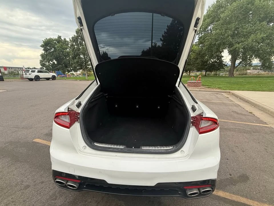 2021 Kia Stinger - Image 11 of 20