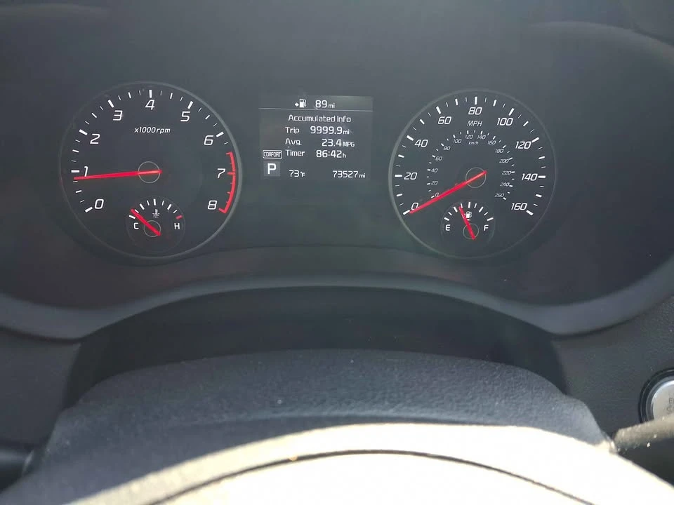 2021 Kia Stinger - Image 9 of 16