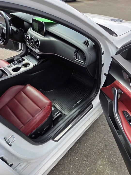 2021 Kia Stinger - Image 7 of 13