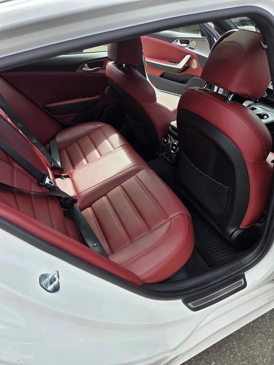 2021 Kia Stinger - Image 6 of 13