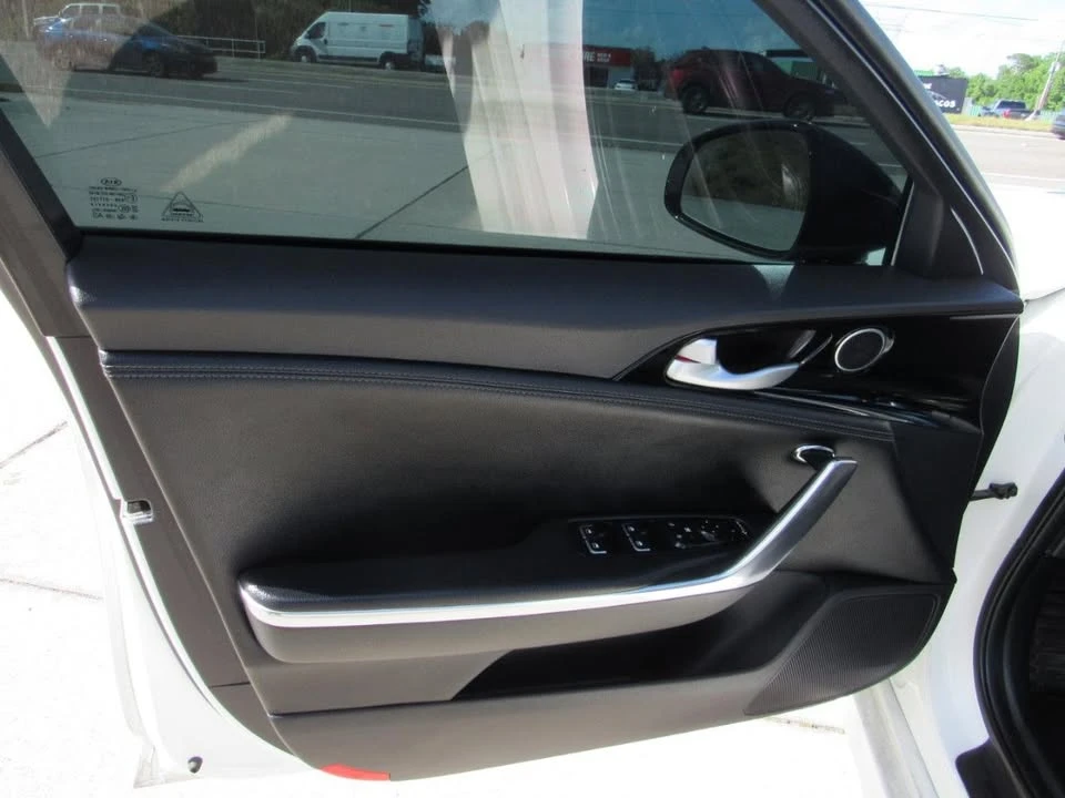 2021 Kia Stinger - Image 10 of 19