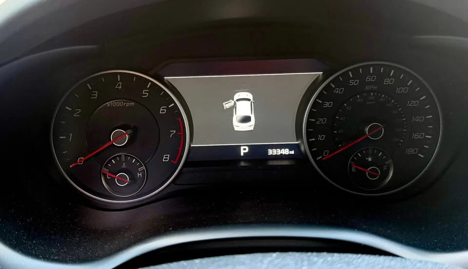 2021 Kia Stinger - Image 6 of 12