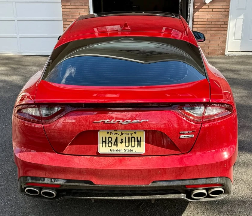 2021 Kia Stinger - Image 2 of 12
