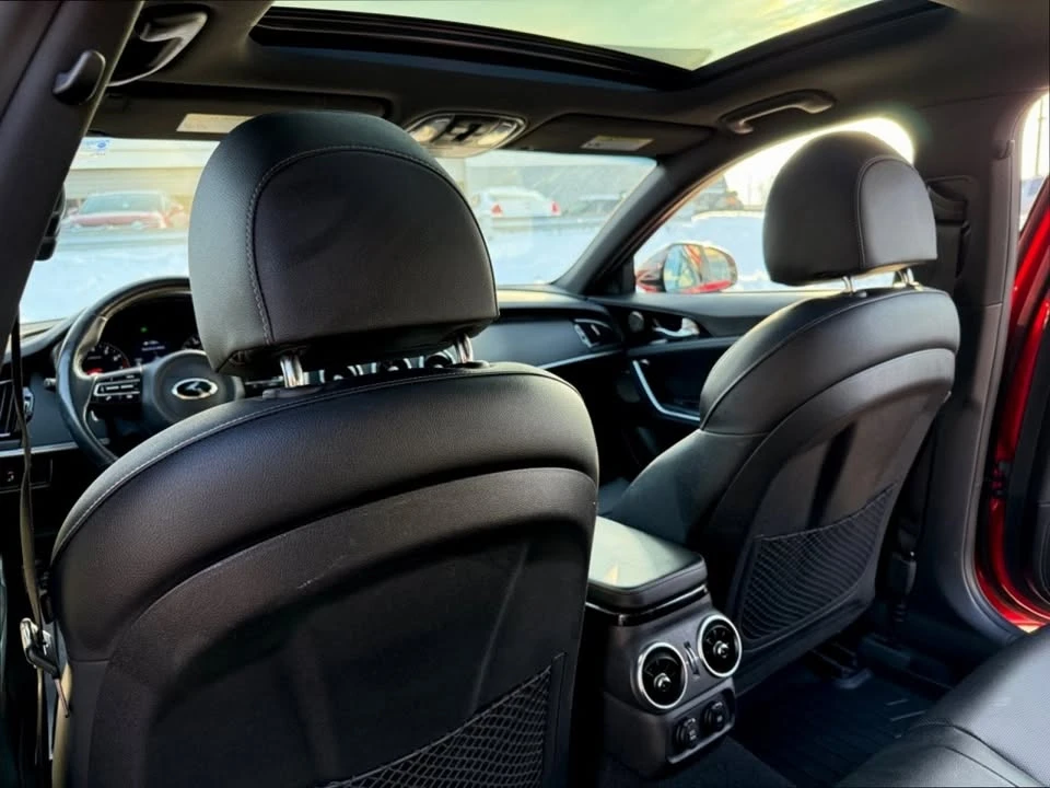 2021 Kia Stinger - Image 17 of 19