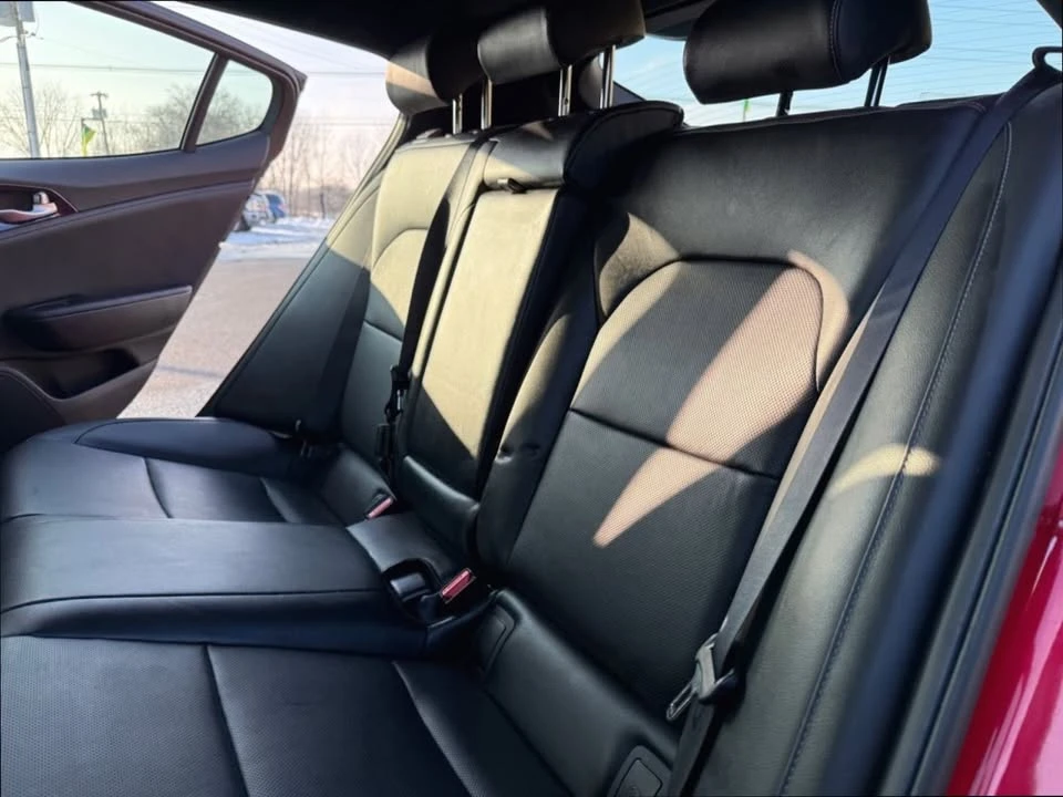 2021 Kia Stinger - Image 16 of 19