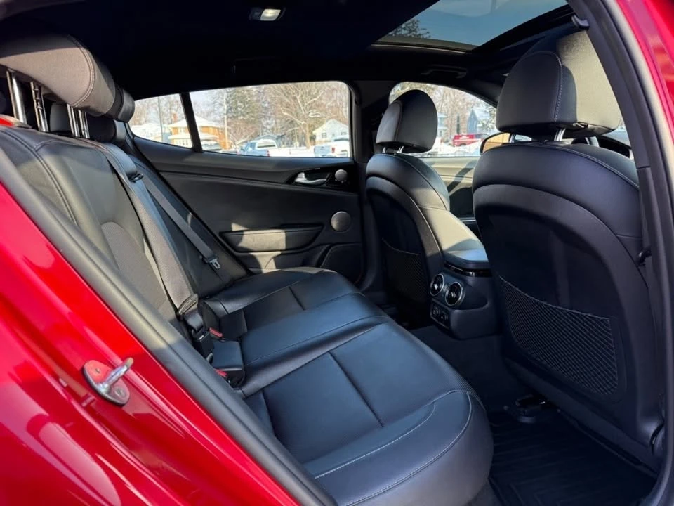 2021 Kia Stinger - Image 11 of 19