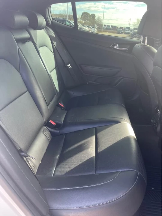 2021 Kia Stinger - Image 9 of 11