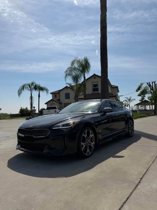 2021 Kia Stinger - Image 2 of 10