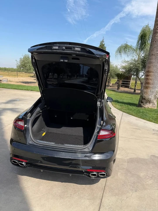 2021 Kia Stinger - Image 3 of 10