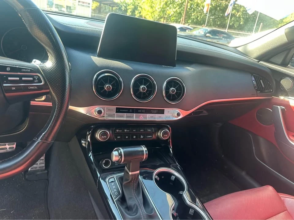 2021 Kia Stinger - Image 5 of 16