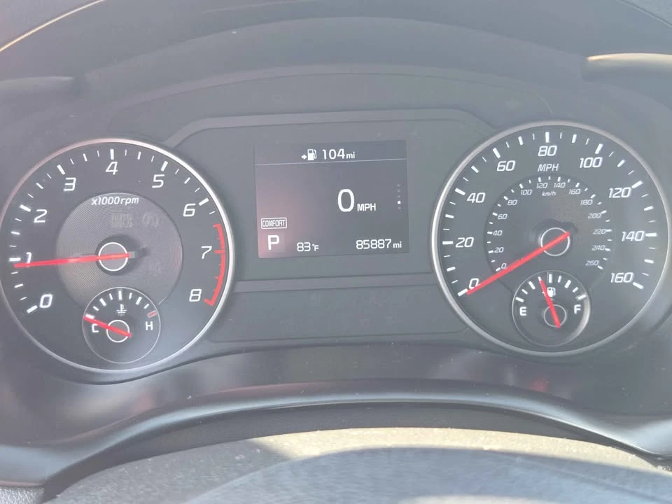 2021 Kia Stinger - Image 8 of 10
