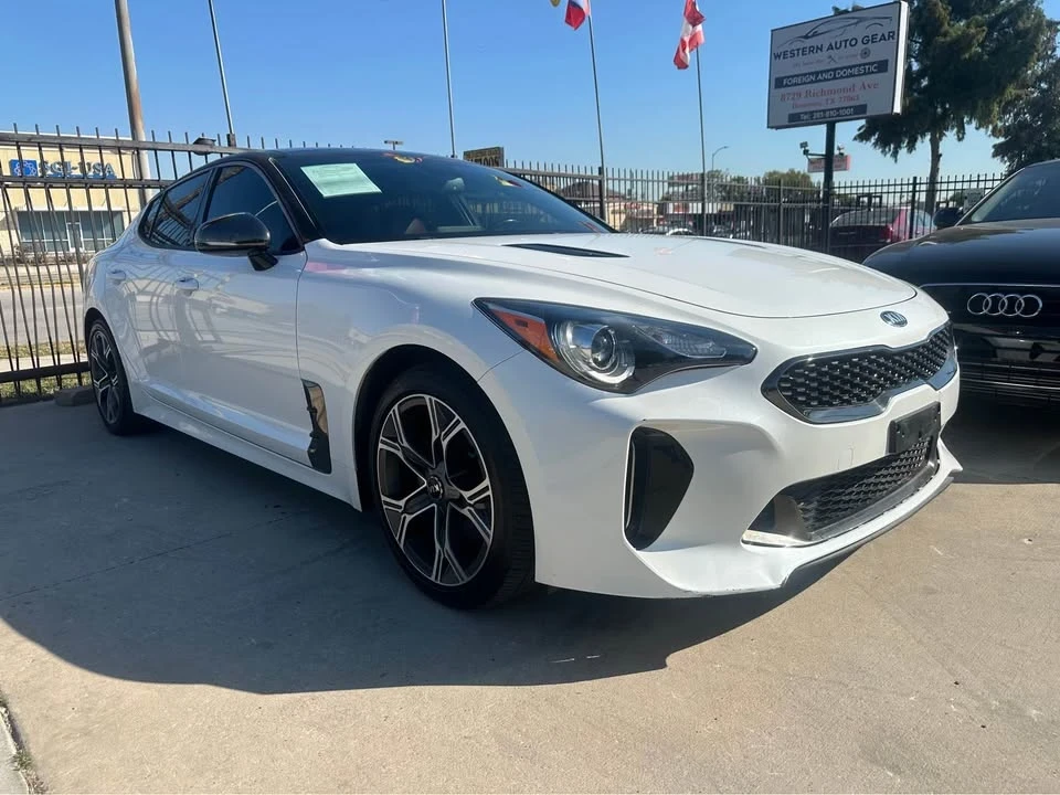 2021 Kia Stinger - Image 14 of 16