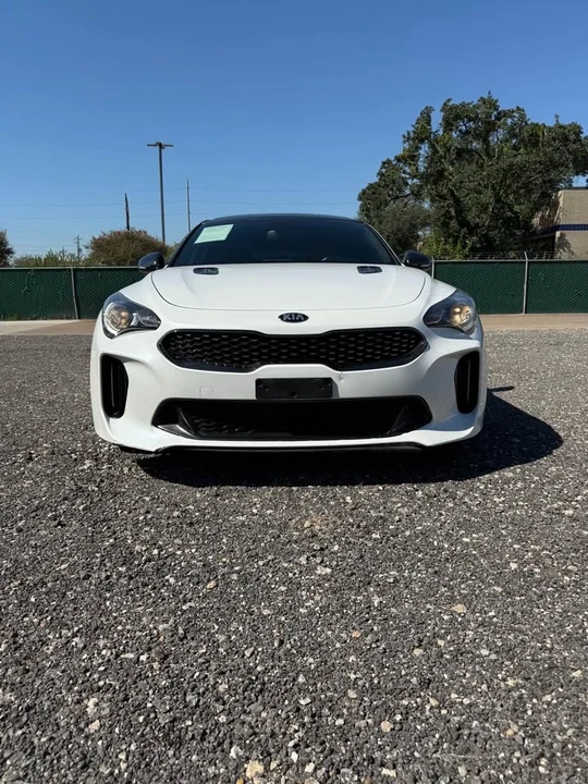 2021 Kia Stinger - Image 2 of 12