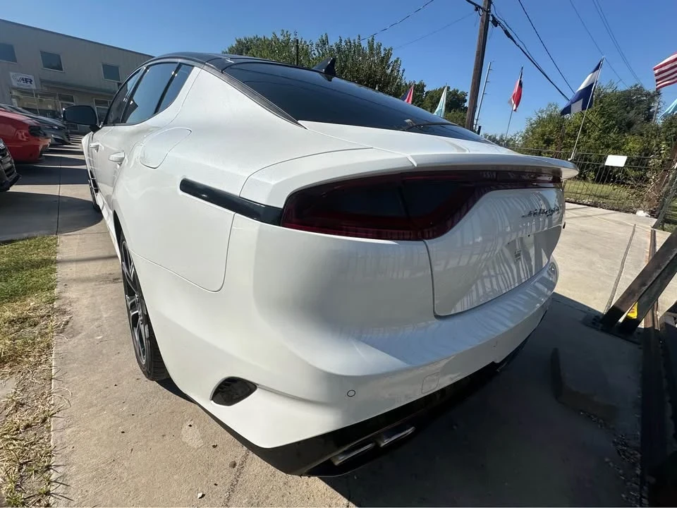 2021 Kia Stinger - Image 9 of 16