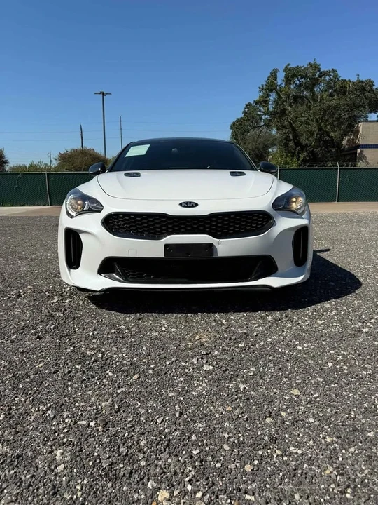 2021 Kia Stinger - Image 8 of 10