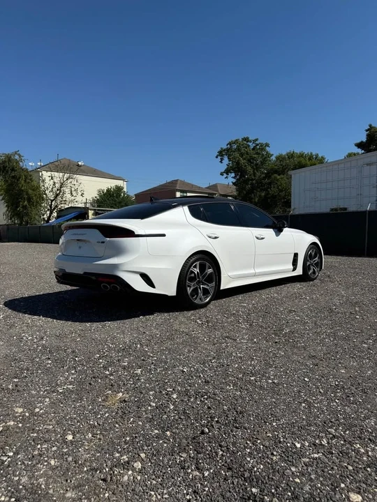 2021 Kia Stinger - Image 4 of 12
