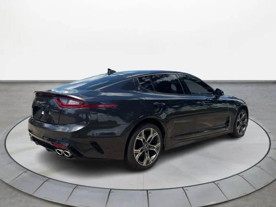2021 Kia Stinger - Image 2 of 8