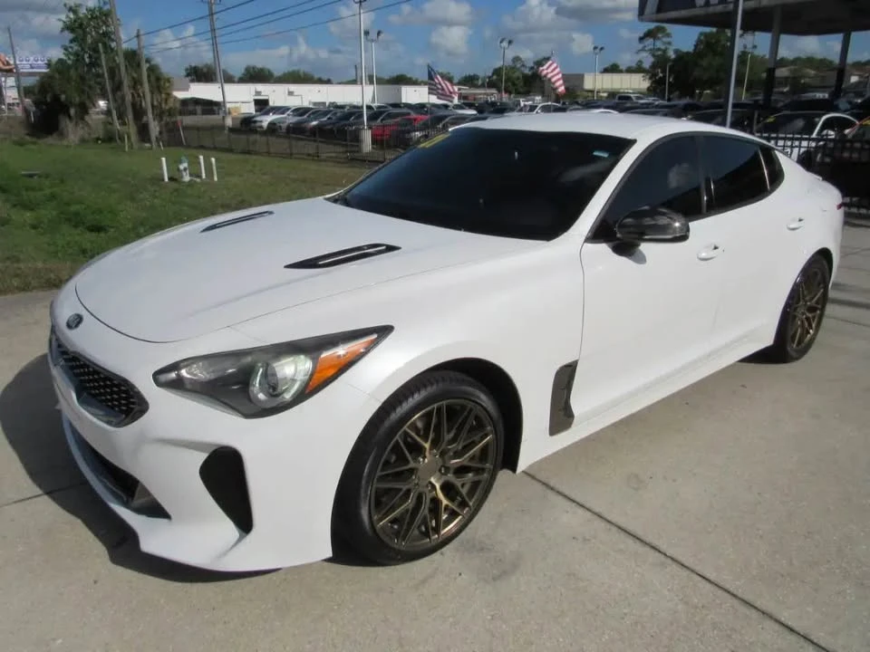 2021 Kia Stinger - Image 2 of 10