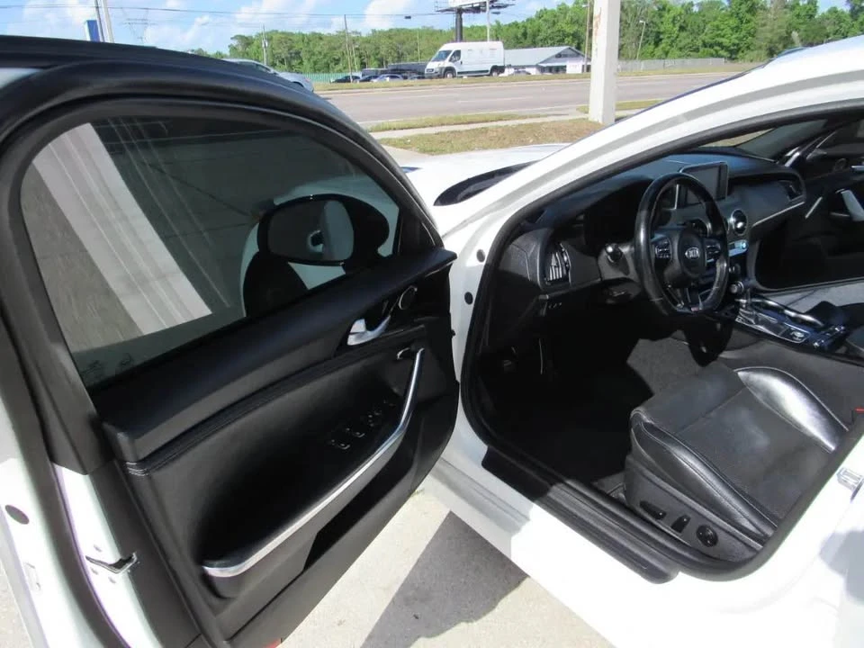 2021 Kia Stinger - Image 4 of 10
