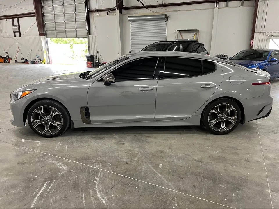 2021 Kia Stinger - Image 5 of 17