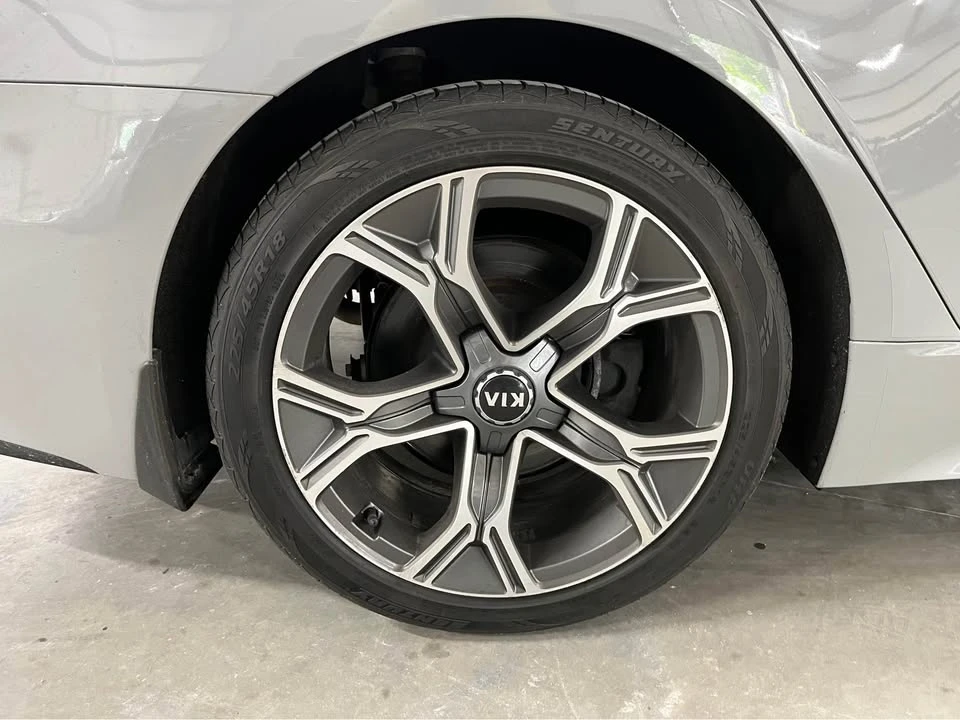 2021 Kia Stinger - Image 17 of 17