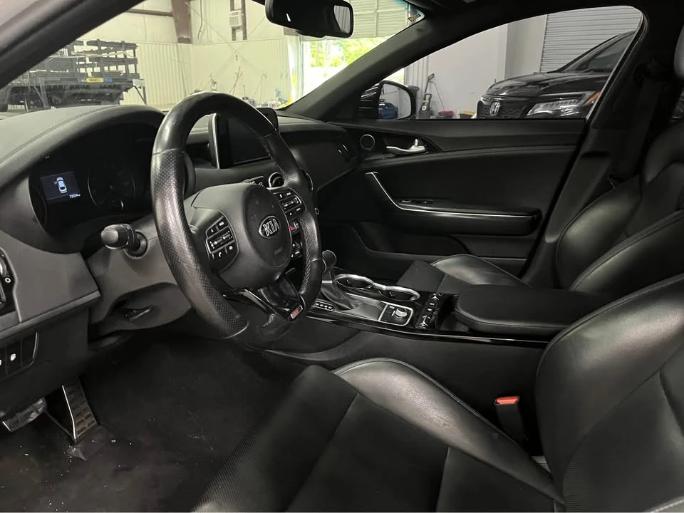 2021 Kia Stinger - Image 6 of 17