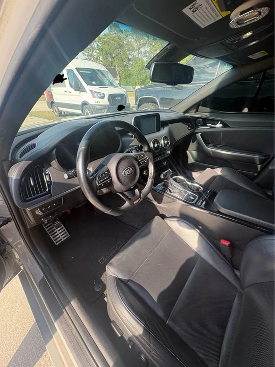 2021 Kia Stinger - Image 9 of 9