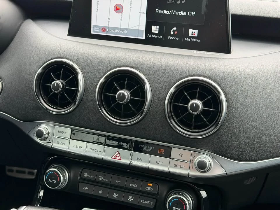 2021 Kia Stinger - Image 15 of 20