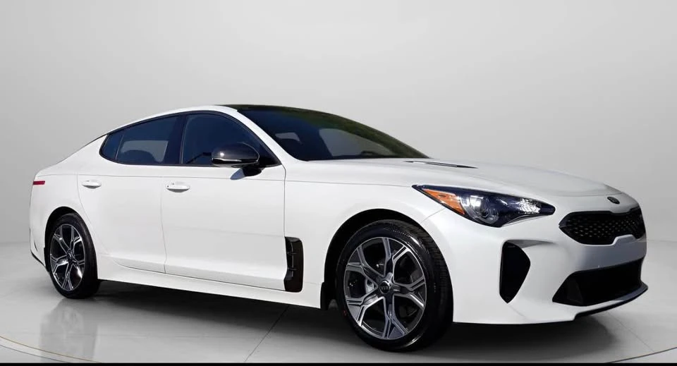 2021 Kia Stinger - Image 3 of 18
