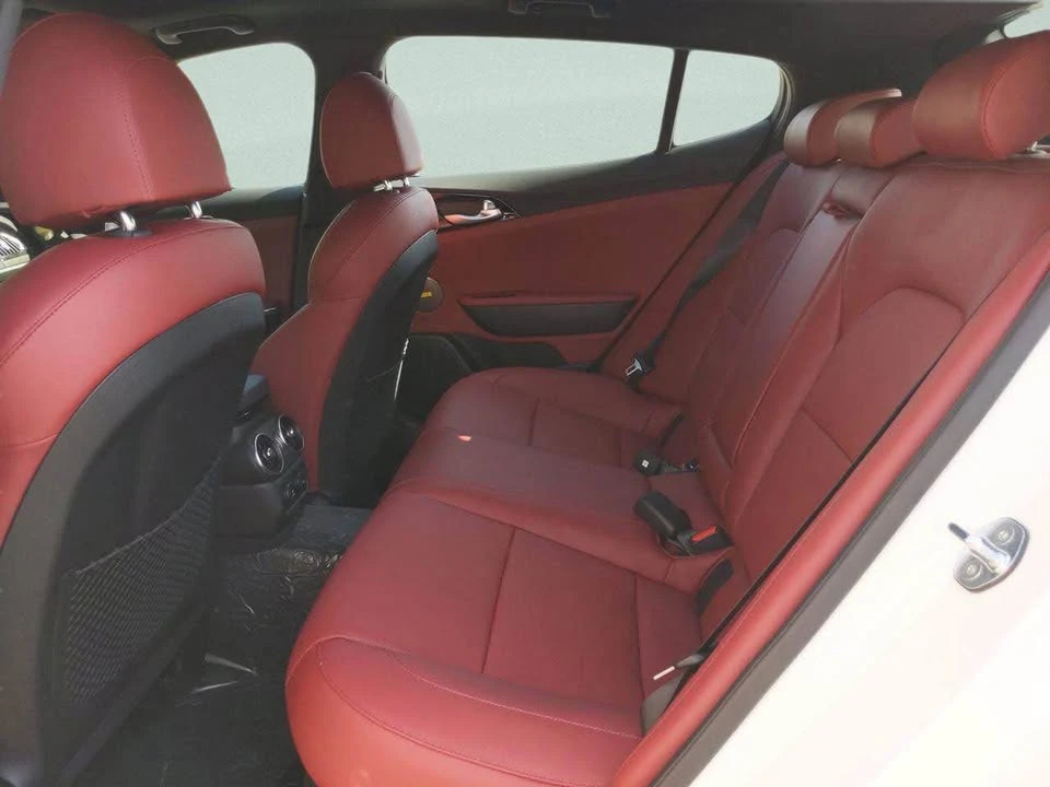 2021 Kia Stinger - Image 11 of 18