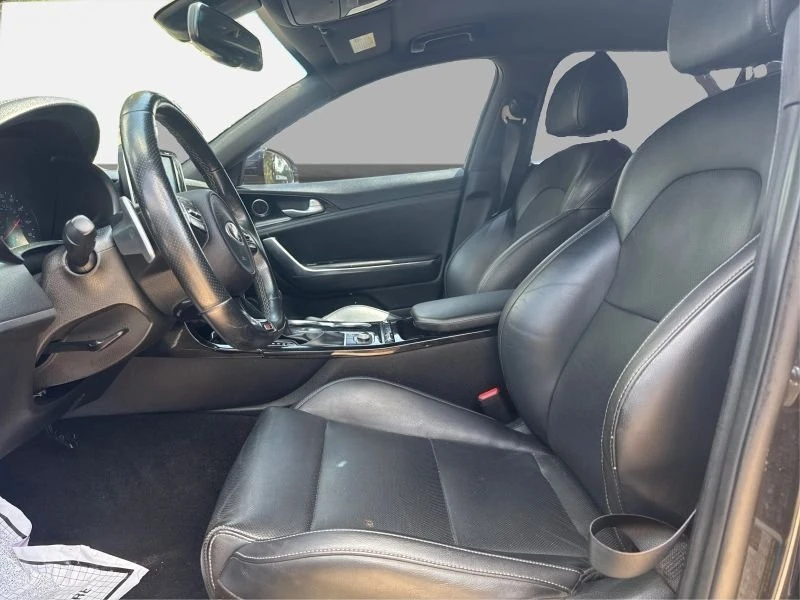 2021 Kia Stinger - Image 10 of 20
