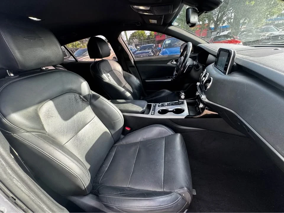 2021 Kia Stinger GT - Image 11 of 13