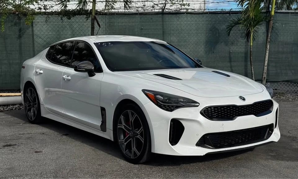 2021 Kia Stinger GT - Image 12 of 13