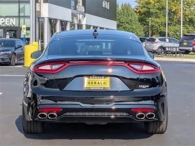 2021 Kia Stinger GT - Image 4 of 13
