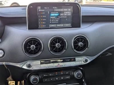 2021 Kia Stinger GT - Image 9 of 13