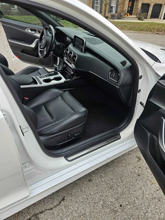2021 Kia Stinger GT - Image 14 of 20